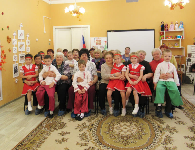 Из детских рук частичку доброты!